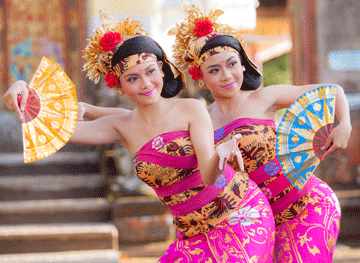 Dance lessons in Bali, Indonesia
